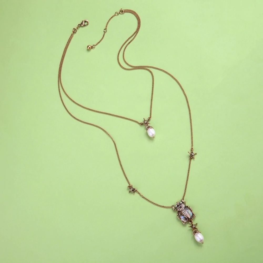 DOUBLE-WRAP BEETLE NECKLACE - Picture 5 of 8